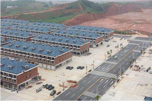 湖南?。汗膊季指骷壗煌ㄟ\輸物流園區(qū)137個，其中一級園區(qū)22個、二級園區(qū)70個、三級園區(qū)45個