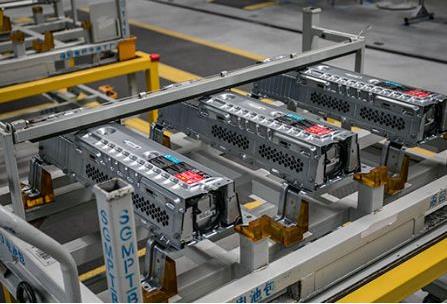 我國(guó)動(dòng)力電池將引領(lǐng)我國(guó)鋰離子電池市場(chǎng)增長(zhǎng),技術(shù)研發(fā)及產(chǎn)業(yè)化仍是短板?