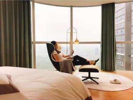 我國(guó)住房租賃市場(chǎng)的需求在快速增長(zhǎng)，長(zhǎng)租公寓面臨巨大發(fā)展機(jī)遇