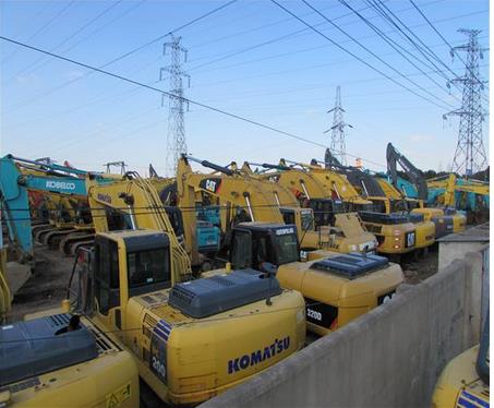 2019年1-2月納入統(tǒng)計(jì)的25家主機(jī)制造企業(yè)，共計(jì)銷售各類挖掘機(jī)械產(chǎn)品30501臺(tái)