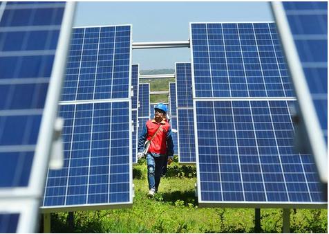 技術進步和產業(yè)升級加快，成本顯著降低，光伏硅片已成為全球能源轉型的重要領域