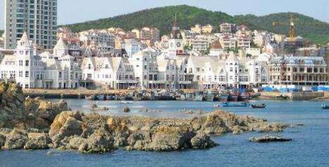 構(gòu)建智能化、綠色化、服務(wù)化和國(guó)際化新型輕工業(yè)制造體系