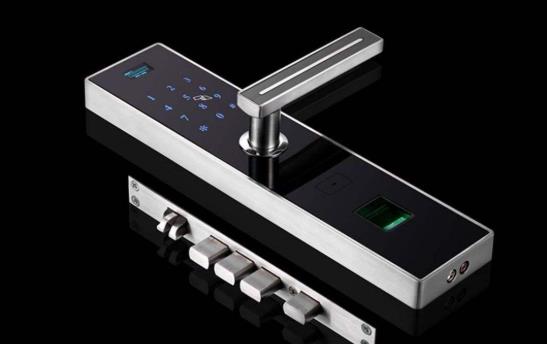 預測3年-5年國內(nèi)智能門鎖市場規(guī)模有望達到千億級