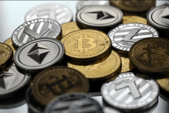 以工代賑收奇效，前三季度已累計吸納245萬低收入群眾務(wù)工就業(yè)，同比增長30.2%